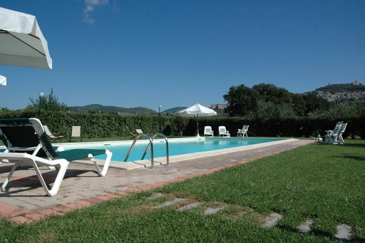Il Podere Del Falco Guest House Santa Maria Degli Angeli  Country house Assisi