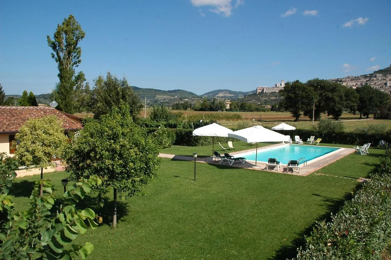 Country house Il Podere Del Falco Guest House Santa Maria Degli Angeli  Italy