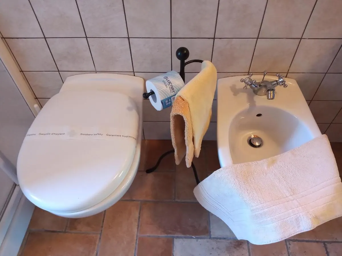 Country house Il Podere Del Falco Guest House Santa Maria Degli Angeli  Italy