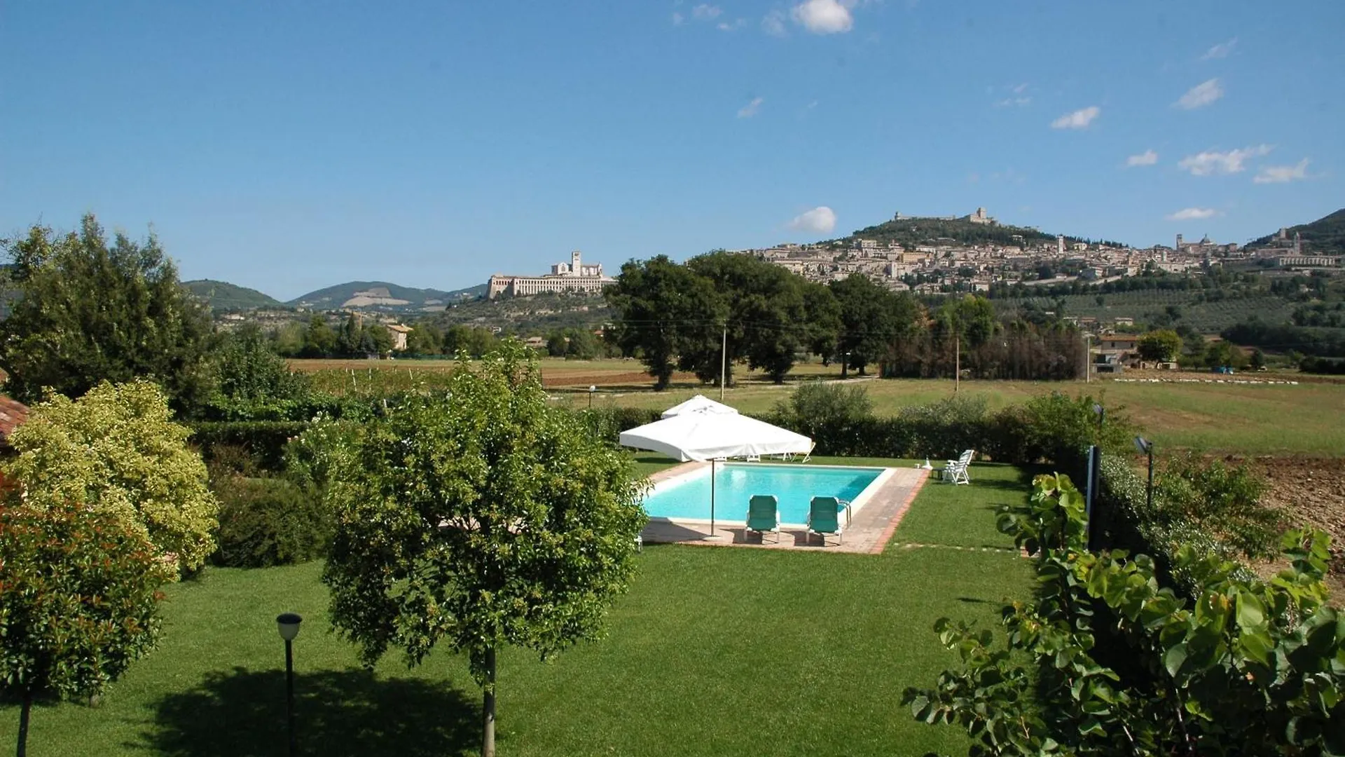 Il Podere Del Falco Guest House Santa Maria Degli Angeli  Italy