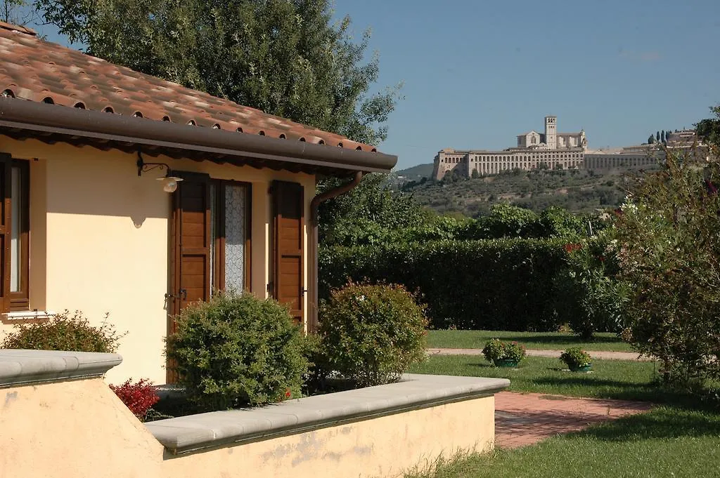 Country house Il Podere Del Falco Guest House Santa Maria Degli Angeli  Italy